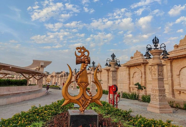 Mahakal Lok corridor