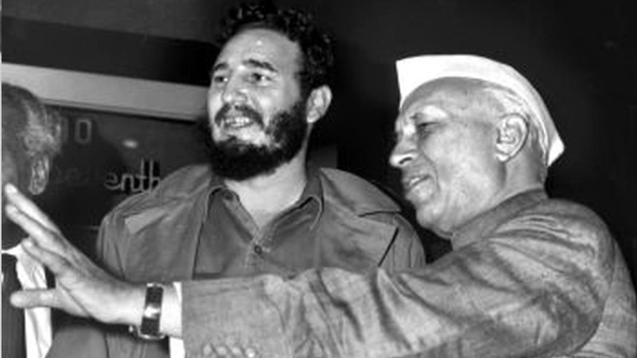 Fidel Castro with Jawaharlal Nehru