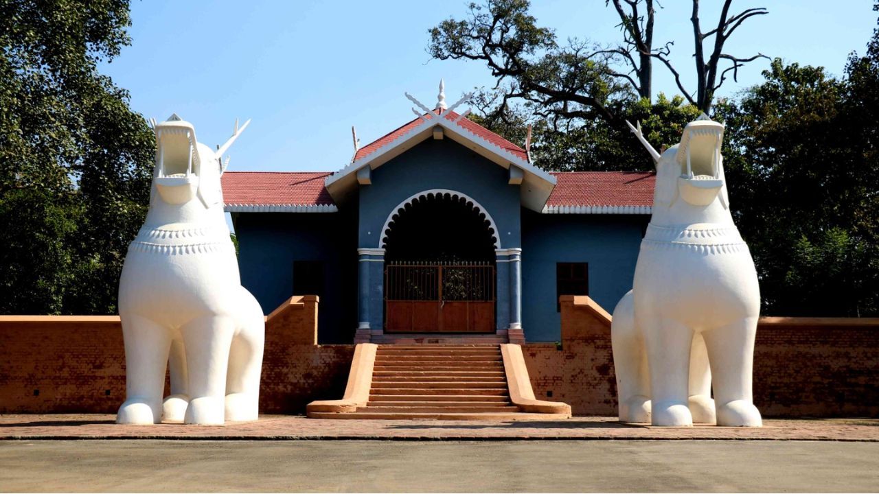 Kanglā Shā Statue