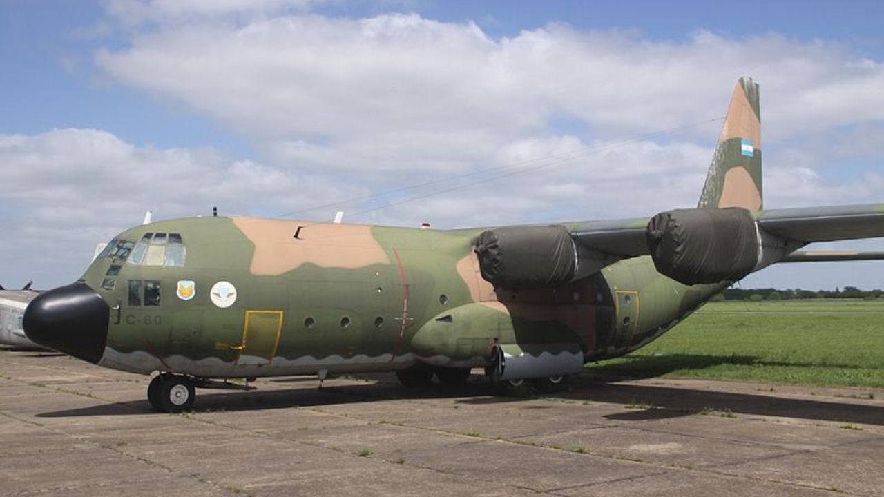 Lockheed 100 Hercules C-130B