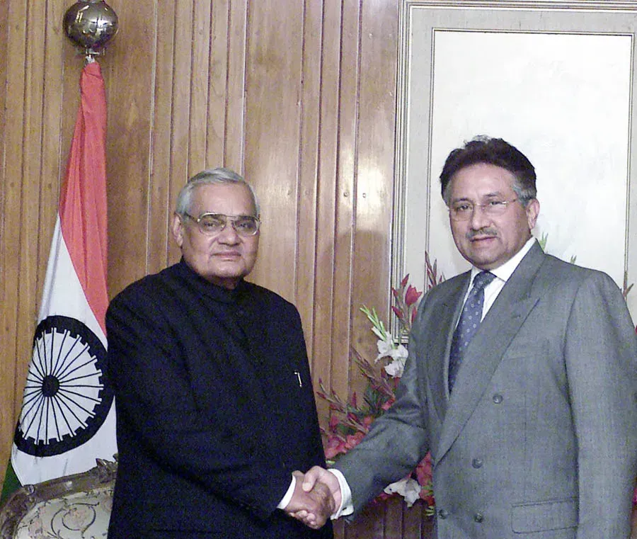 atal bihari vajpayee pervez musharraf