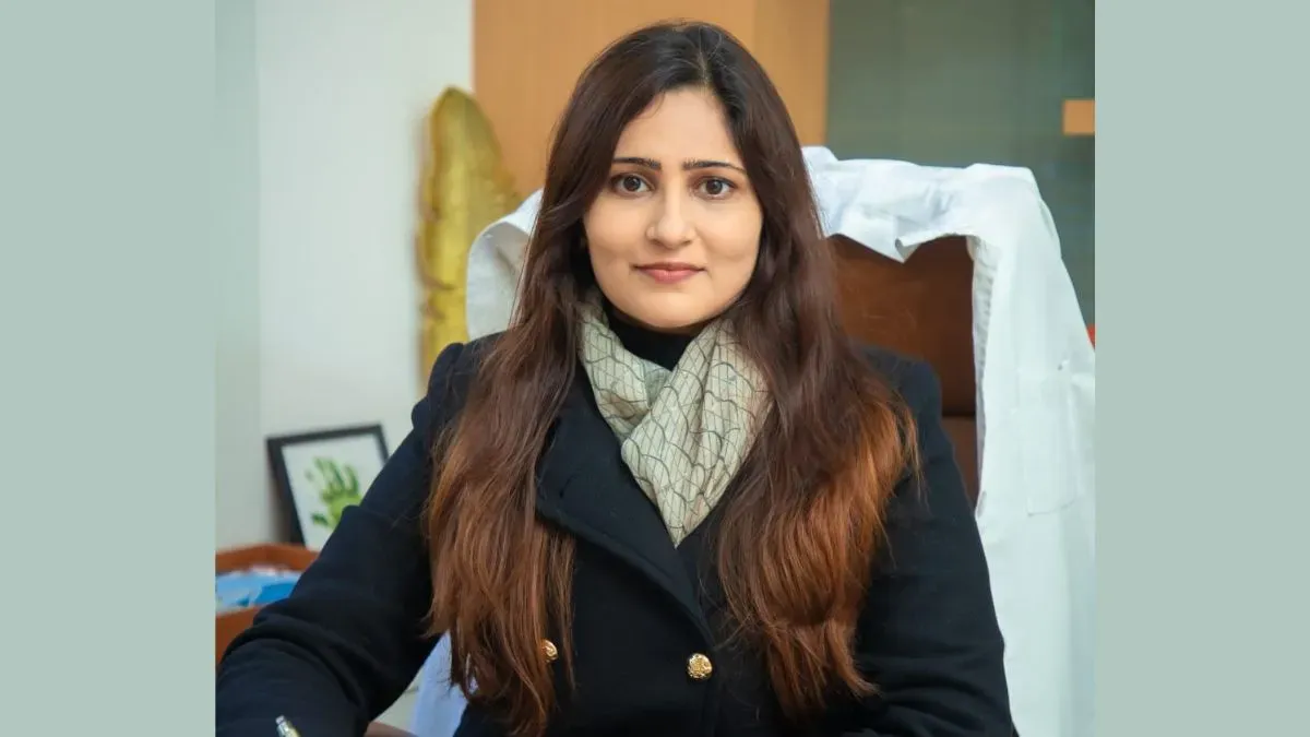 dr monica chahar