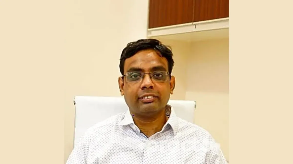 dr mohit saxena