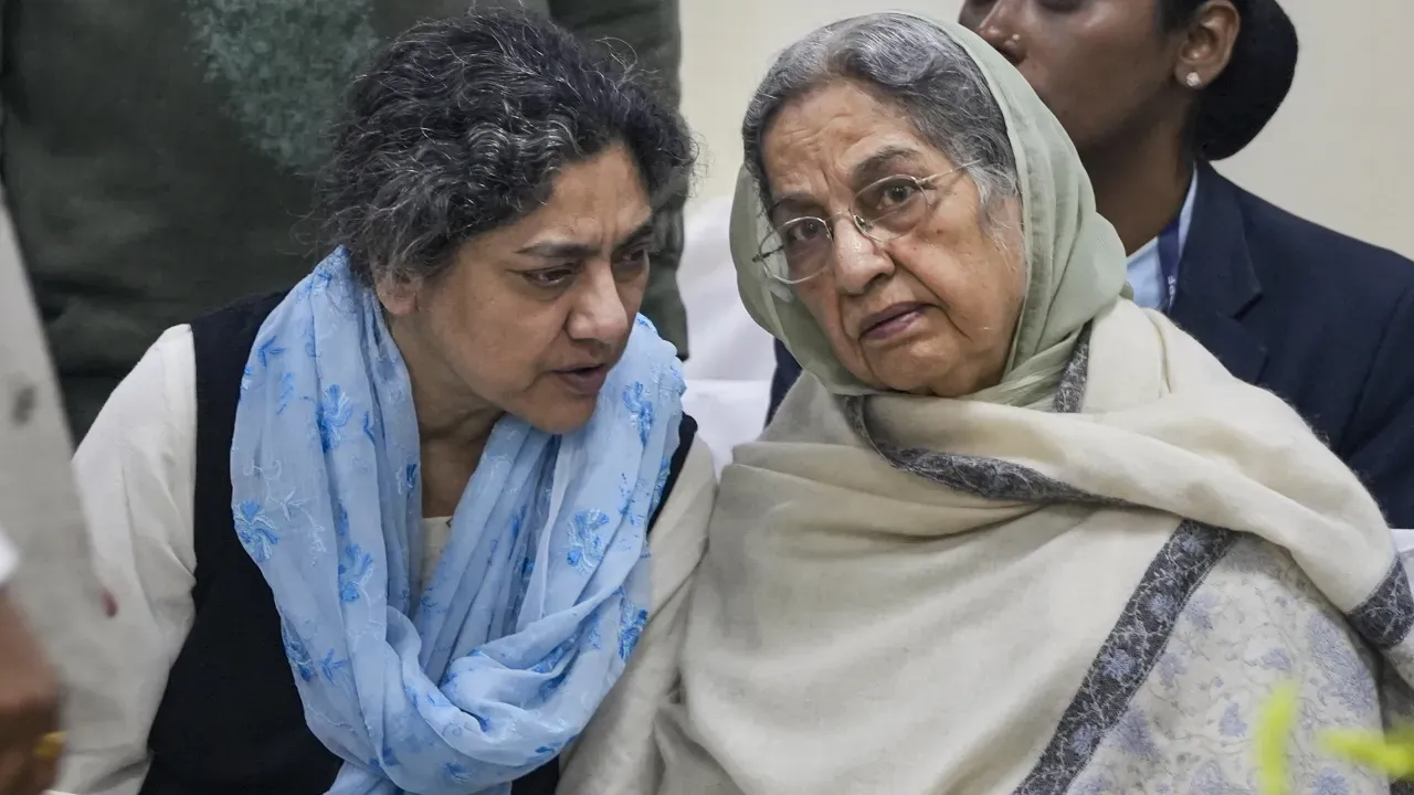 Manmohan Singh Wife and Daughter