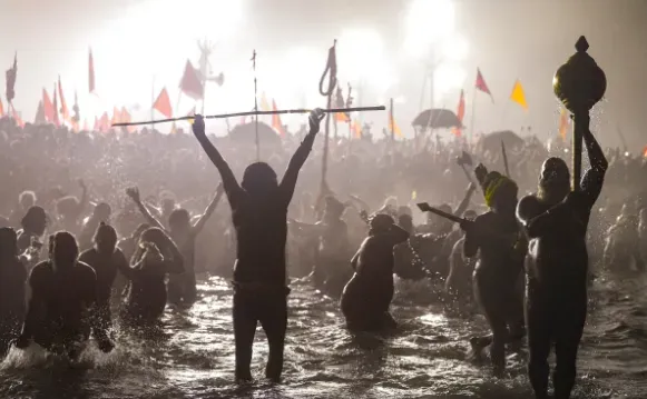 akhaada snaan mahakumbh