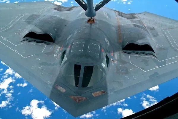 B 2 Stealth Bomber