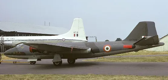 canberra bomber