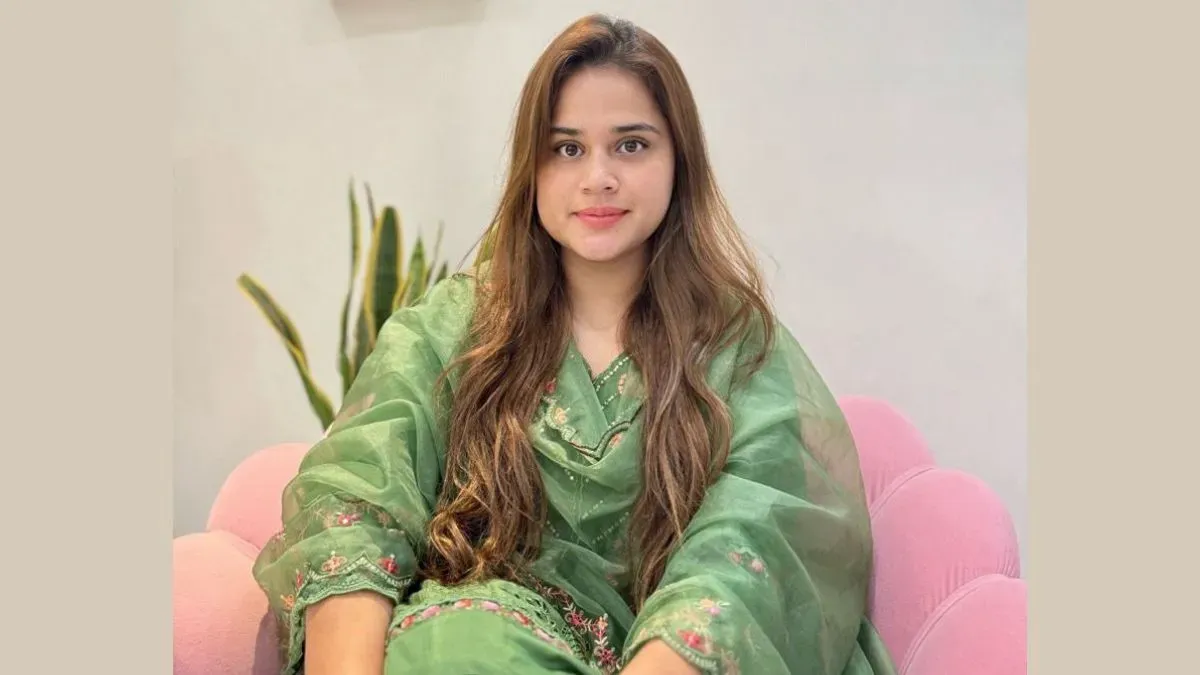 dr arushi dewan
