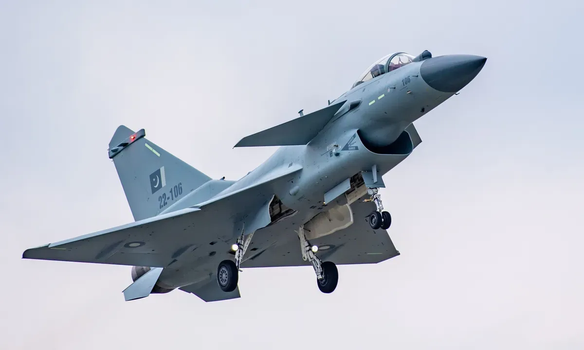 j-10ce
