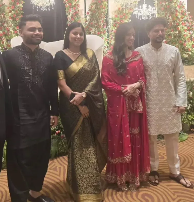 कुलदीप यादव की सगाई में पहुंचे थे रिंकू सिंह.