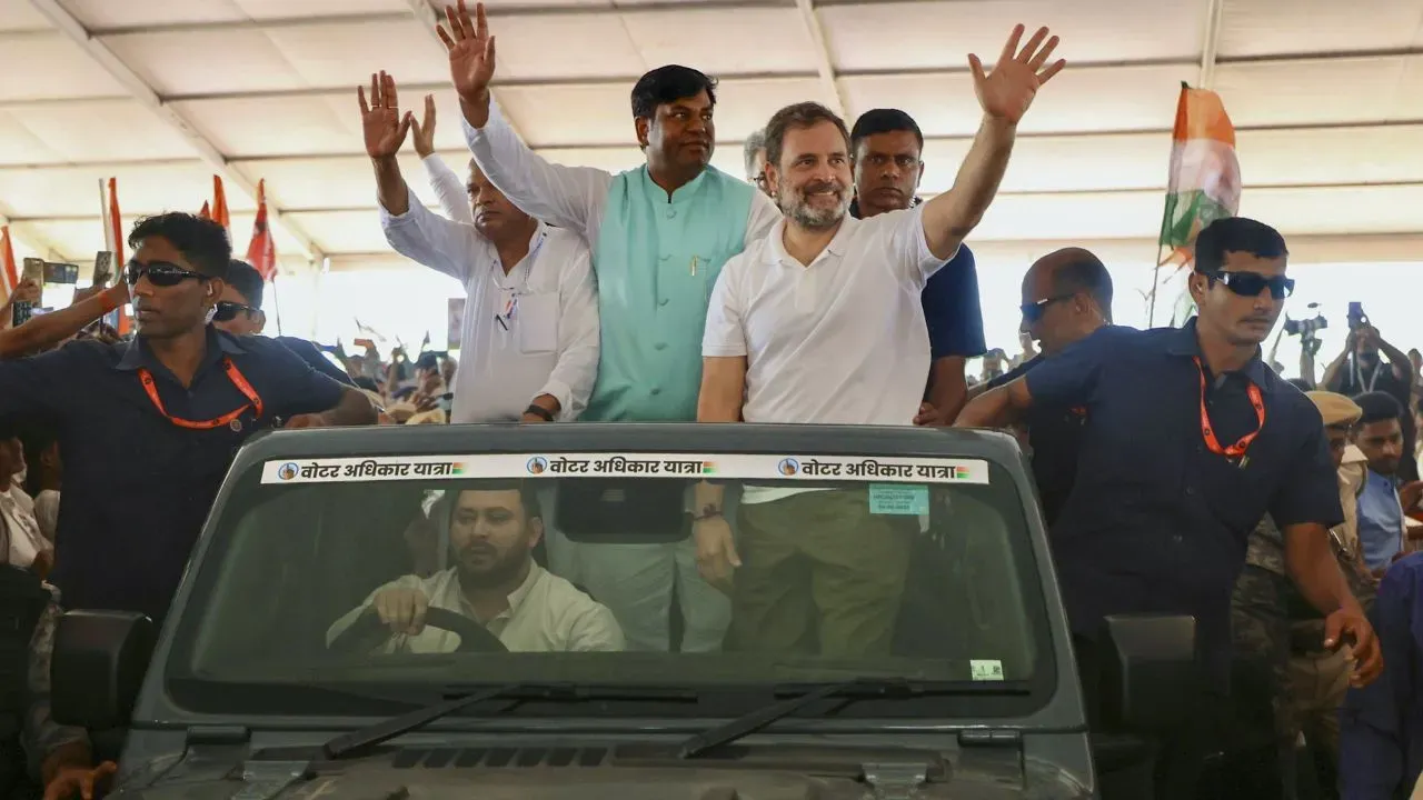 Tejashwi Yadav Rahul Gandhi, Tejashwi Yadav Jeep