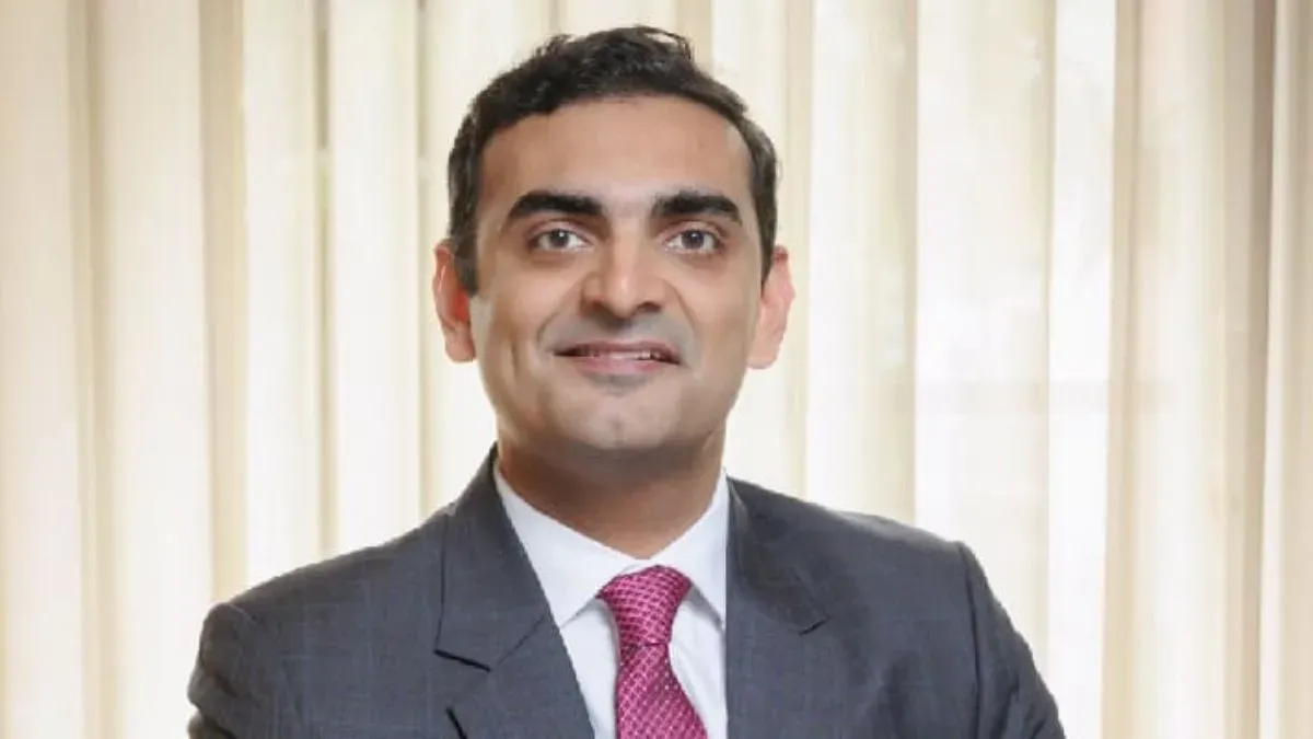 dr aakar kapoor