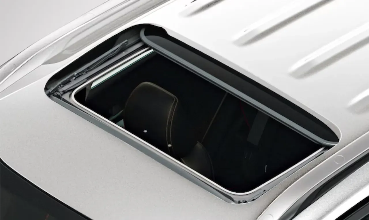 affordable_sunroof_cars