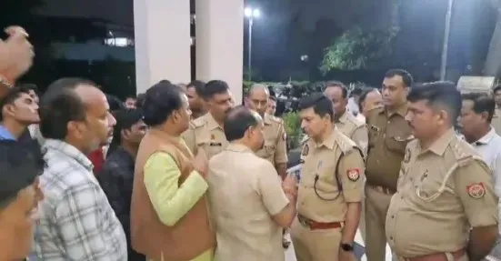 mathura son shot dead father