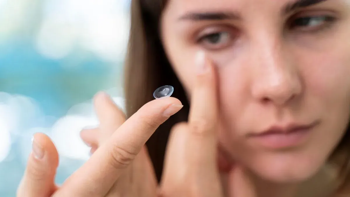 contact lens