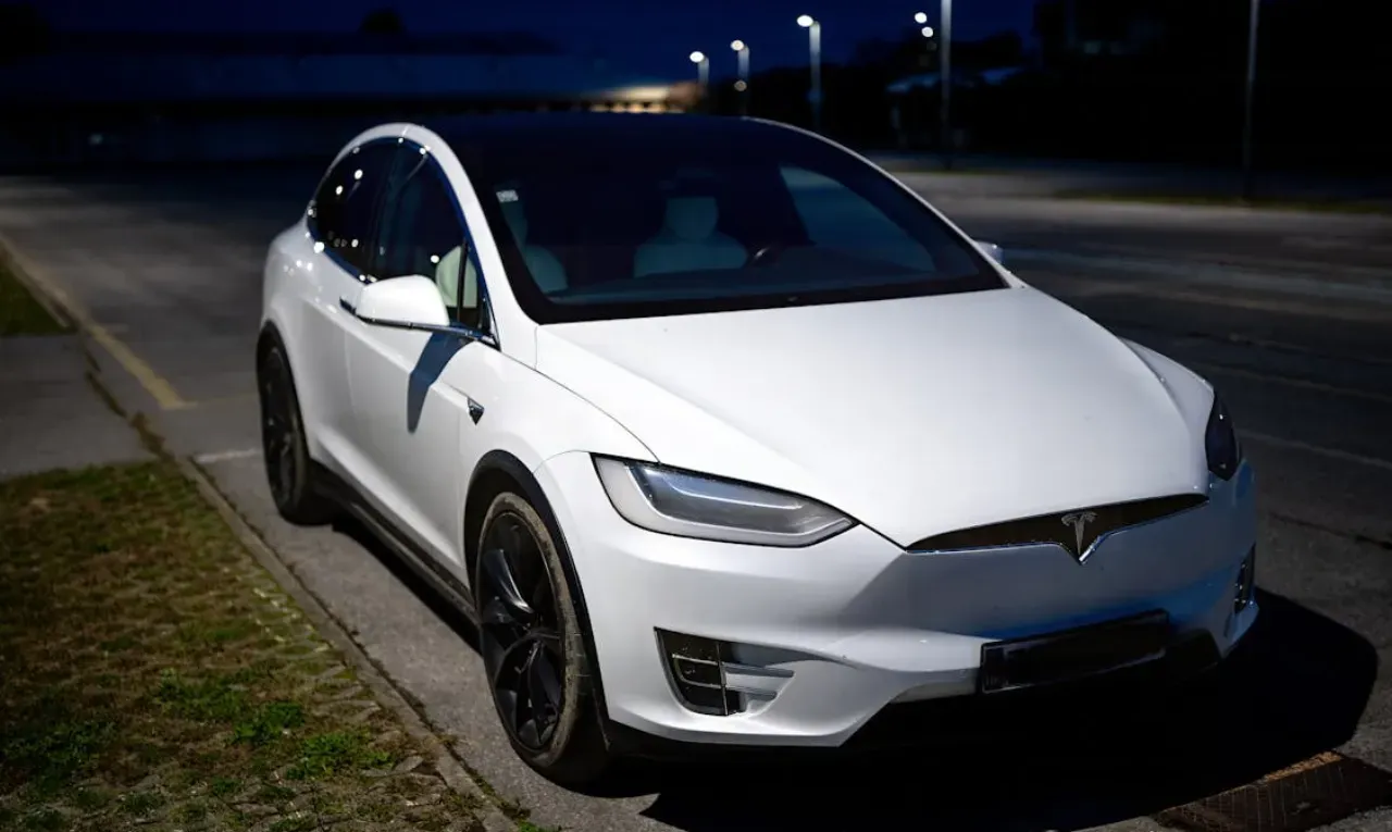 china_ban_on_flush_door_handles