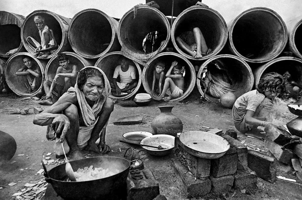 The Liberation War of Bangladesh - 1971
Photographer - Raghu Rai.