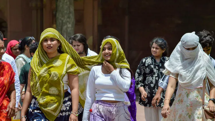 Heat wave in North India