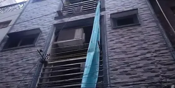 delhi fire