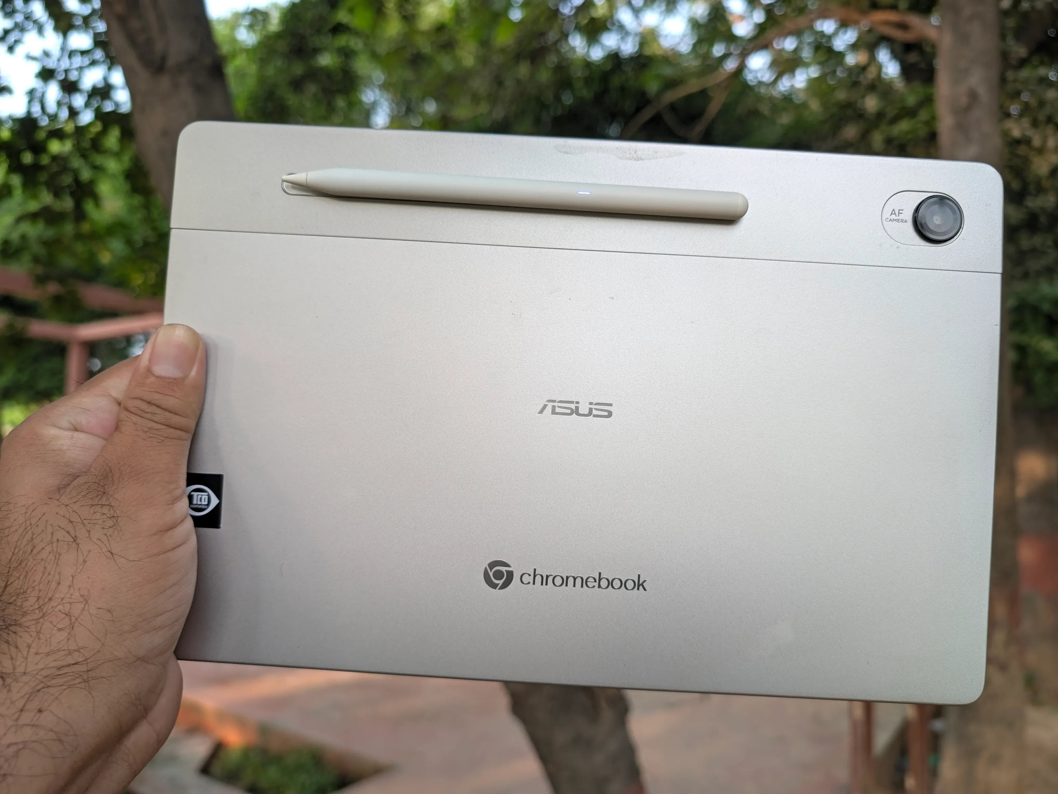 ASUS Chromebook CM32 Detachable