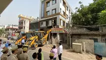 Kanpur-Bulldozer