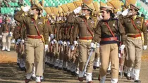 महिलाओं को राज्य का पुलिस सेवा में 15 प्रतिशत का रिजर्वेशन दिया जाएगा(सोर्स-आज तक)