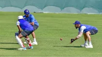 R Sridhar Virat Kohli slip fielding