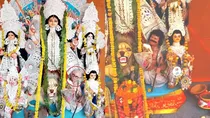 mahatma gandhi idol in durga pandal