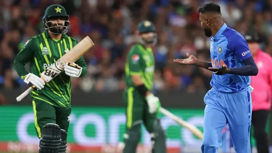 Team India, Pakistan. Photo: AP