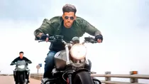 war, hrithik roshan, tiger shroff,