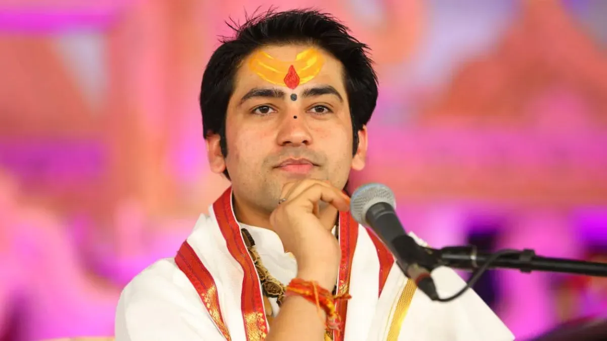 Youtuber booked for spreading fake news about Bageshwar Dham Sarkar