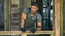hrithik_roshan_shahrukh-pathaan