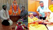 virat kohli and anushka in dayanand giri ashram