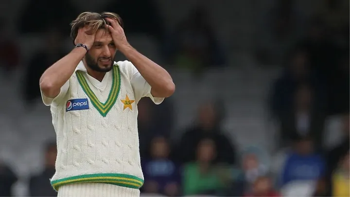 When Shoaib Malik and Shahid Afridi tampered with pitch during EngvsPak