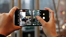 The new generation of smartphones comes with 200 megapixels, but can they produce amazing images too?