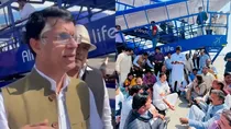 pawan khera deplaned at delhi airport