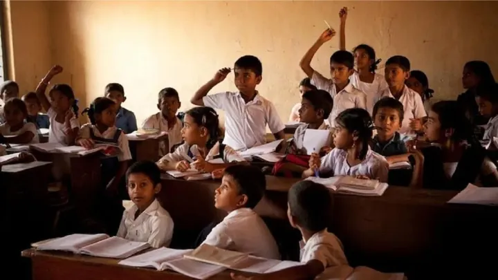 Minimum age for Class 1 admission to be 6 years