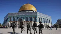 Israeli police threw a grenade at Al-Oxa mosque