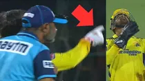 Dhoni Unhappy with spidercam