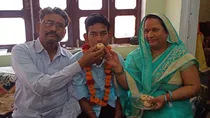 UP board 12th topper Shubh Chapra from Mahoba