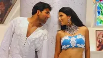 garam masala, akshay kumar, falak dekhun, mayur puri, 