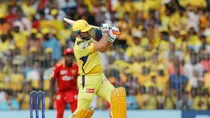 MS Dhoni smacks Sam Curran for two sixes in CSK vs PBKS
