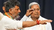 siddharamaiya vs dk shivkumar tussle for cm post in karnataka 