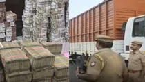 Truck carrying crores hefty cash break down Police Called Tamilnadu 