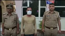 Greater noida shopkeeper was keeping coconut fresh from drain water 