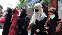 Abaya Ban In Srinagar School Female Students Protest