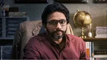 zeeshan-ayyub-scoop