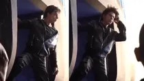 shahrukh khan, sidharth anand, thumbs up,
