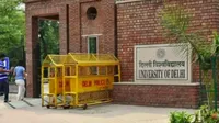 delhi university pg students protest over admission denial after allotted seats got canceled