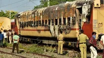 fire near Madurai railway station 9 killed, 20 injured in train coach